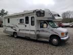 2005 Ford Econoline E450 Super Duty Cutaway Van