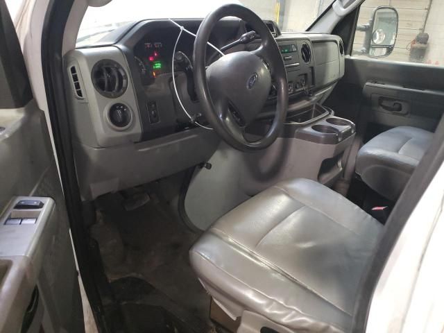 2012 Ford Econoline E350 Super Duty Van