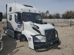 Salvage trucks for sale at Des Moines, IA auction: 2021 Volvo VN VNL