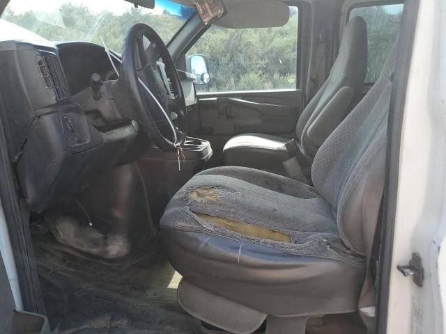 2003 Chevrolet Express G2500