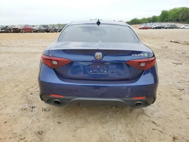 2017 Alfa Romeo Giulia TI