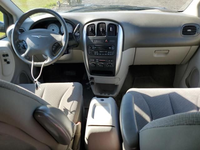 2006 Chrysler Town & Country Touring