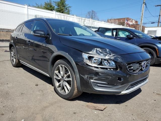 2016 Volvo V60 Cross Country Premier