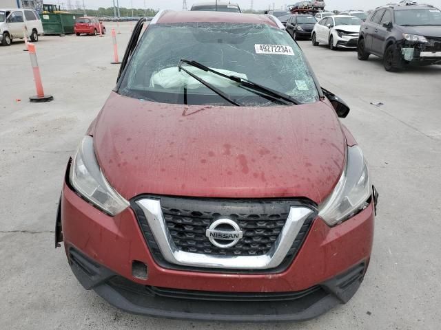 2019 Nissan Kicks S