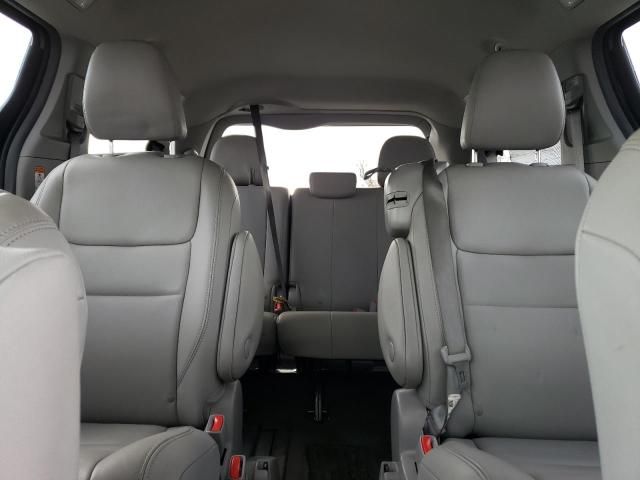 2019 Toyota Sienna XLE