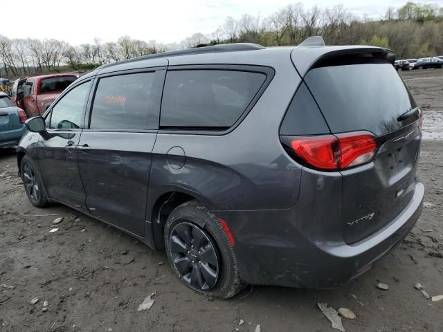 2020 Chrysler Pacifica Hybrid Touring