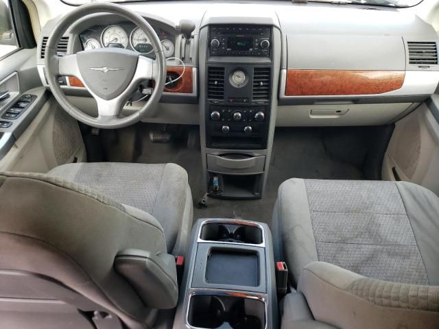 2008 Chrysler Town & Country Touring