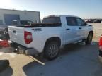 2016 Toyota Tundra Crewmax SR5