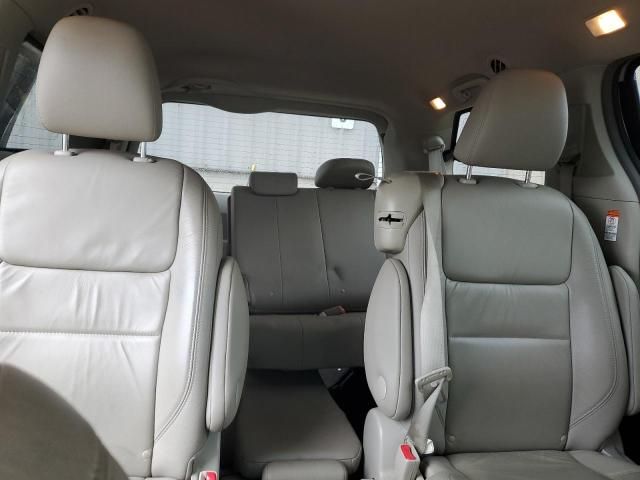 2016 Toyota Sienna XLE