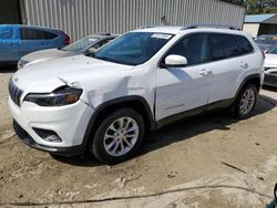 Salvage cars for sale from Copart Seaford, DE: 2019 Jeep Cherokee Latitude