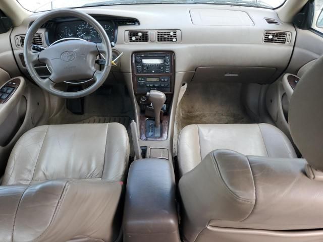 2001 Toyota Camry LE