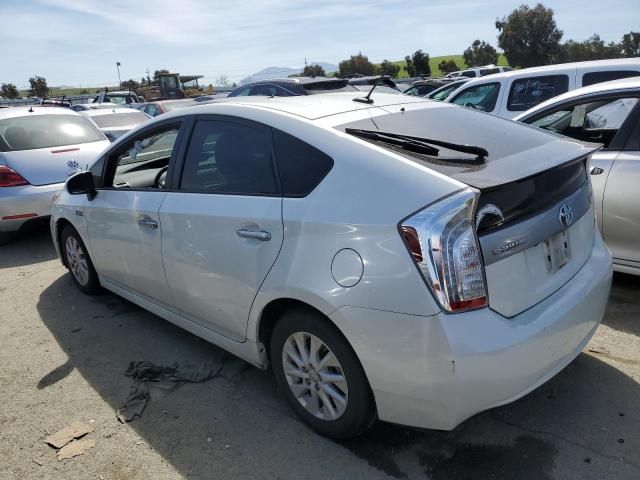 2014 Toyota Prius PLUG-IN