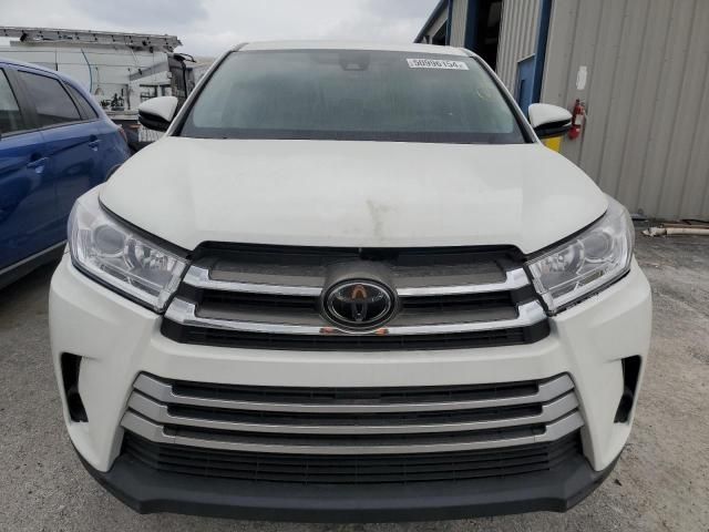 2019 Toyota Highlander LE