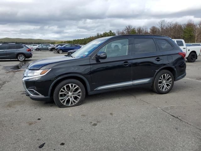 2016 Mitsubishi Outlander SE