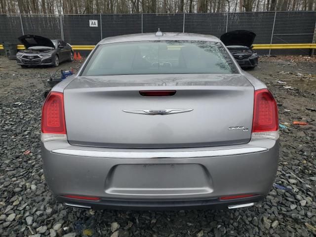 2016 Chrysler 300C