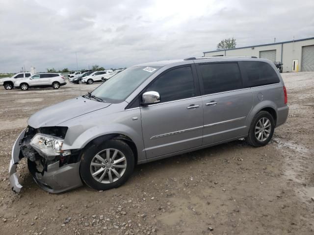 2014 Chrysler Town & Country Touring L