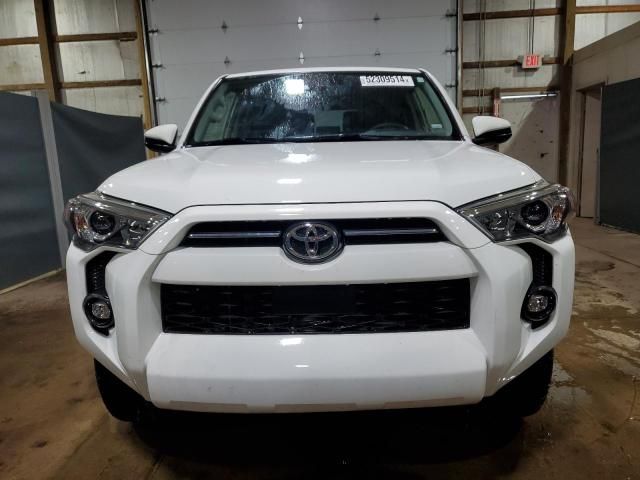 2022 Toyota 4runner SR5