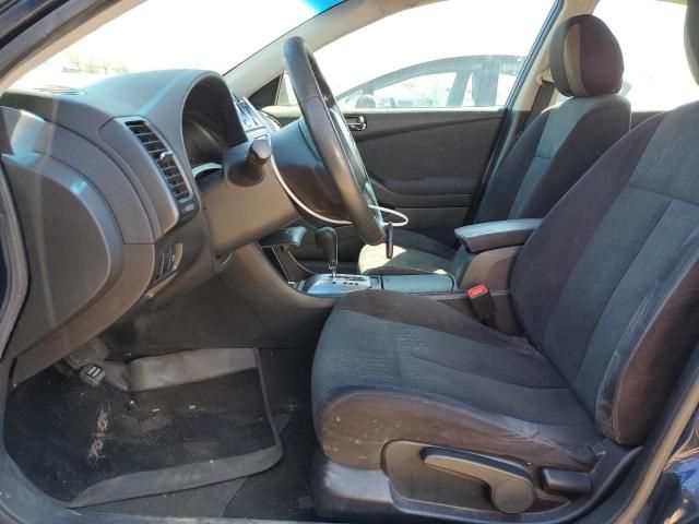 2010 Nissan Altima Base