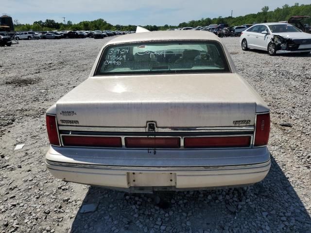 1997 Lincoln Town Car Signature