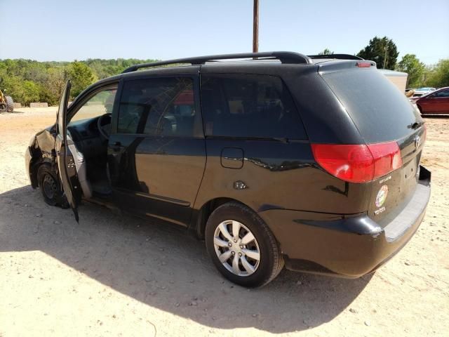 2009 Toyota Sienna CE