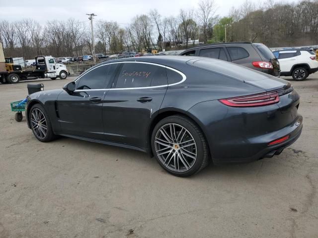 2017 Porsche Panamera 4S