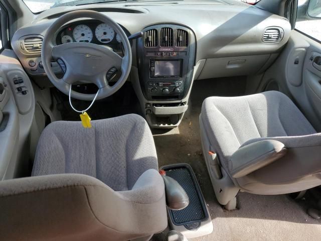 2002 Chrysler Town & Country EL