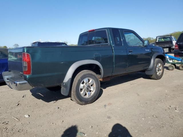 2000 Nissan Frontier King Cab XE