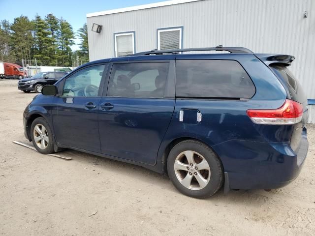 2011 Toyota Sienna LE