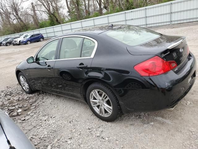 2015 Infiniti Q40