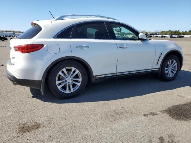 2011 Infiniti FX35