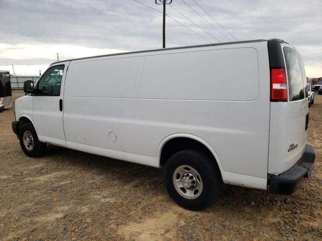 2020 Chevrolet Express G2500