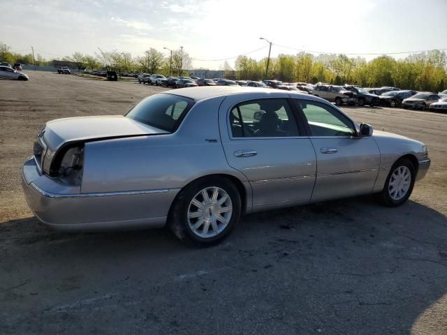 2009 Lincoln Town Car Signature Limited