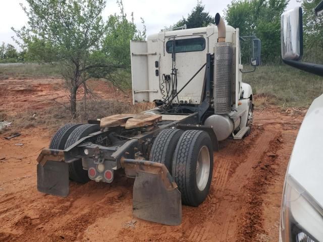 2009 Freightliner Conventional Columbia