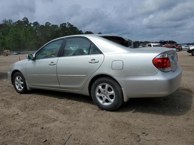 2005 Toyota Camry LE