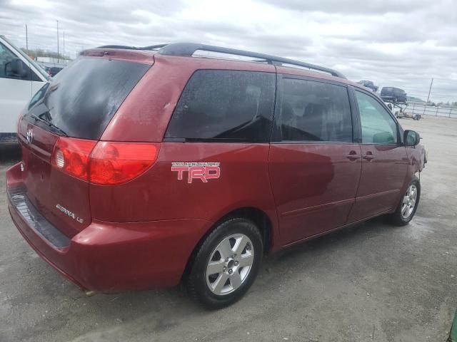 2009 Toyota Sienna CE