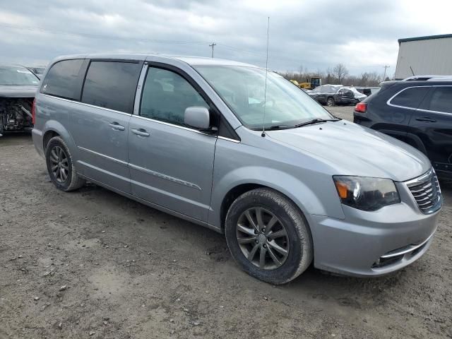 2015 Chrysler Town & Country S