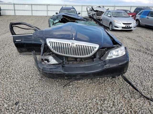 2007 Lincoln Town Car Signature