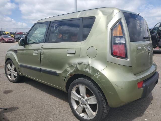 2010 KIA Soul +