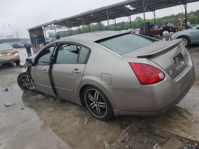 2004 Nissan Maxima SE