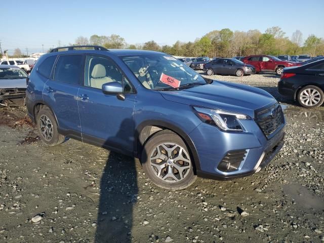 2022 Subaru Forester Premium