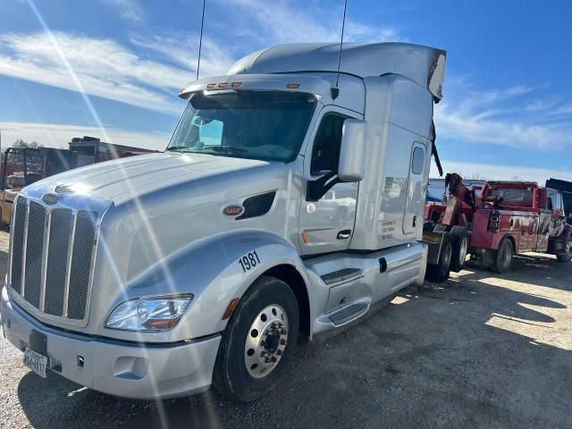 2019 Peterbilt 579