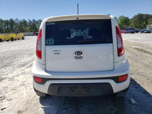 2013 KIA Soul +