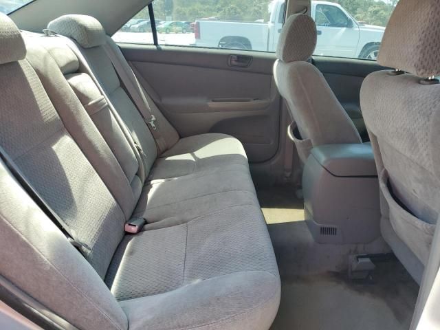 2004 Toyota Camry LE