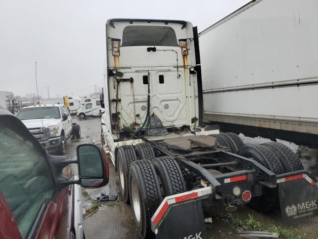 2015 Freightliner Cascadia 125