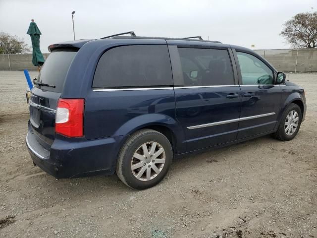 2013 Chrysler Town & Country Touring