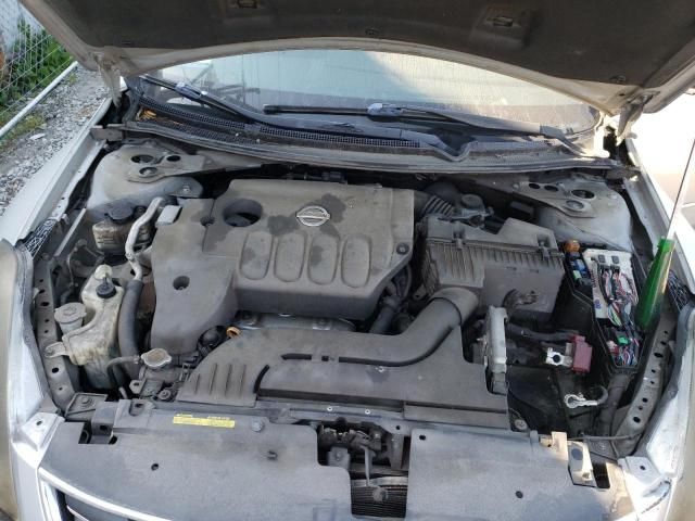 2010 Nissan Altima Base