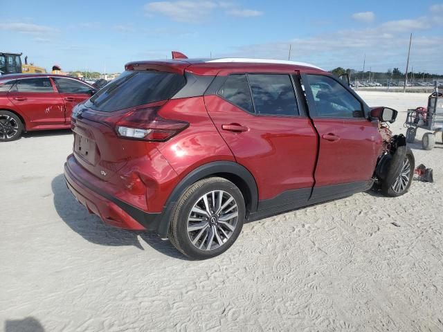 2022 Nissan Kicks SV