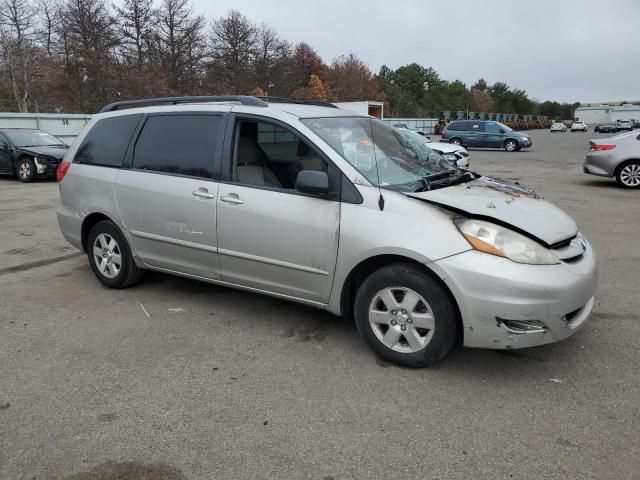 2010 Toyota Sienna CE