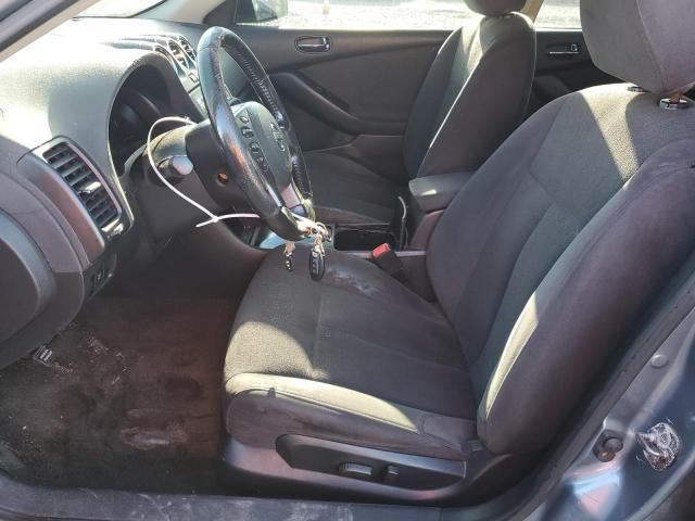 2010 Nissan Altima Base