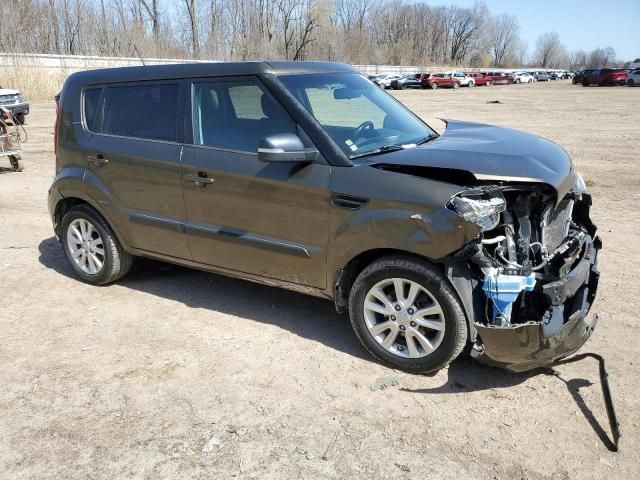 2013 KIA Soul +